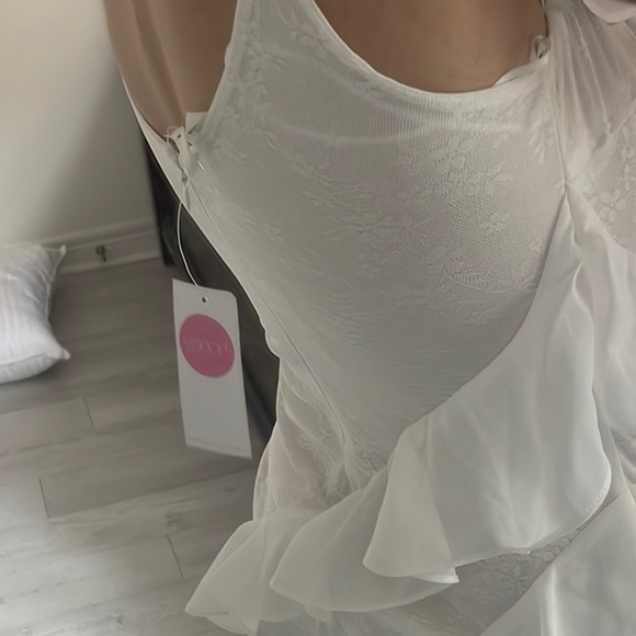 NWT White Ruffle MAXI lace dress - Picture 5 of 5